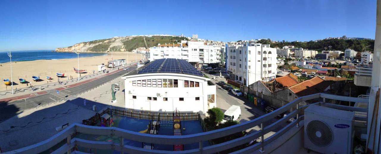 Beachfront Apartment Nazaré Esterno foto